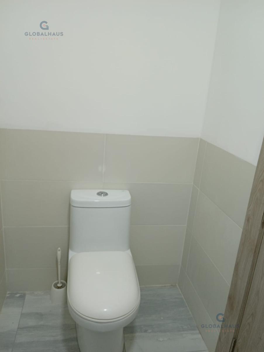 Venta/ Alquiler Oficina Platinum II Av Leon Febres Cordero Daule, K. S. Guayas — imagen 4