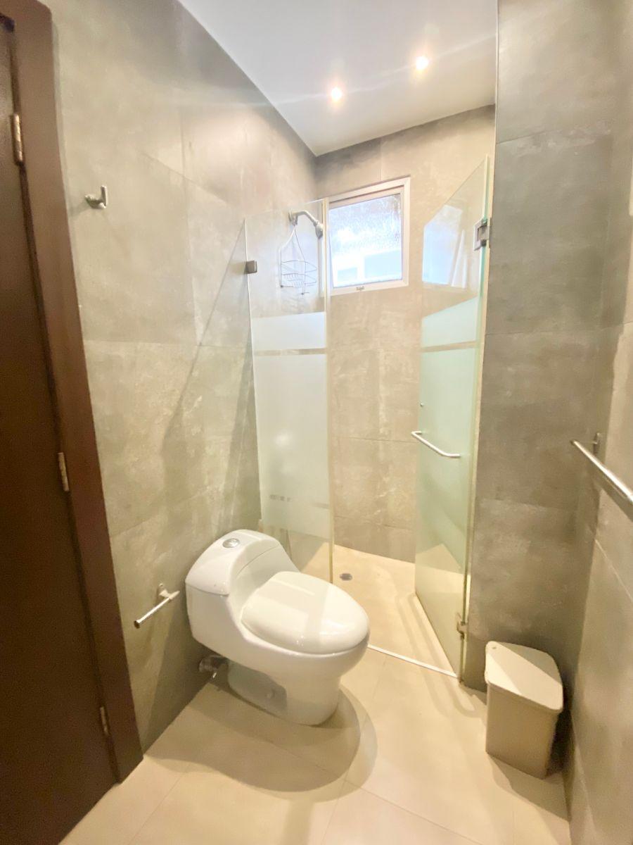 Departamento de 129 m² con 3 Dorm. en Venta en Los Olivos, Guayas — imagen 3