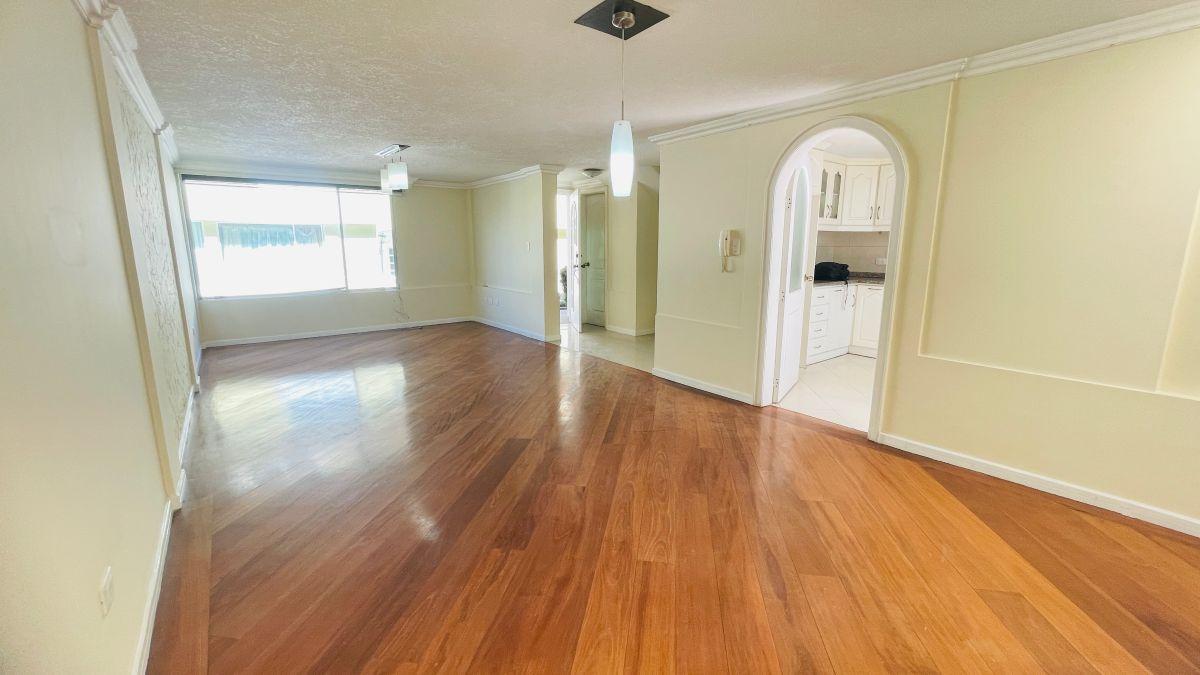 Casa de 223 m² con 4 Dorm. en Venta en Santa Lucía Quito — imagen 8