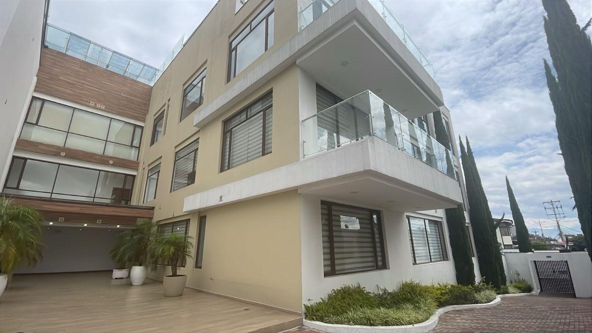 Venta Departamento Planta Baja Terraza Dos Dorm. Piscina Primavera Cumbaya — imagen 7