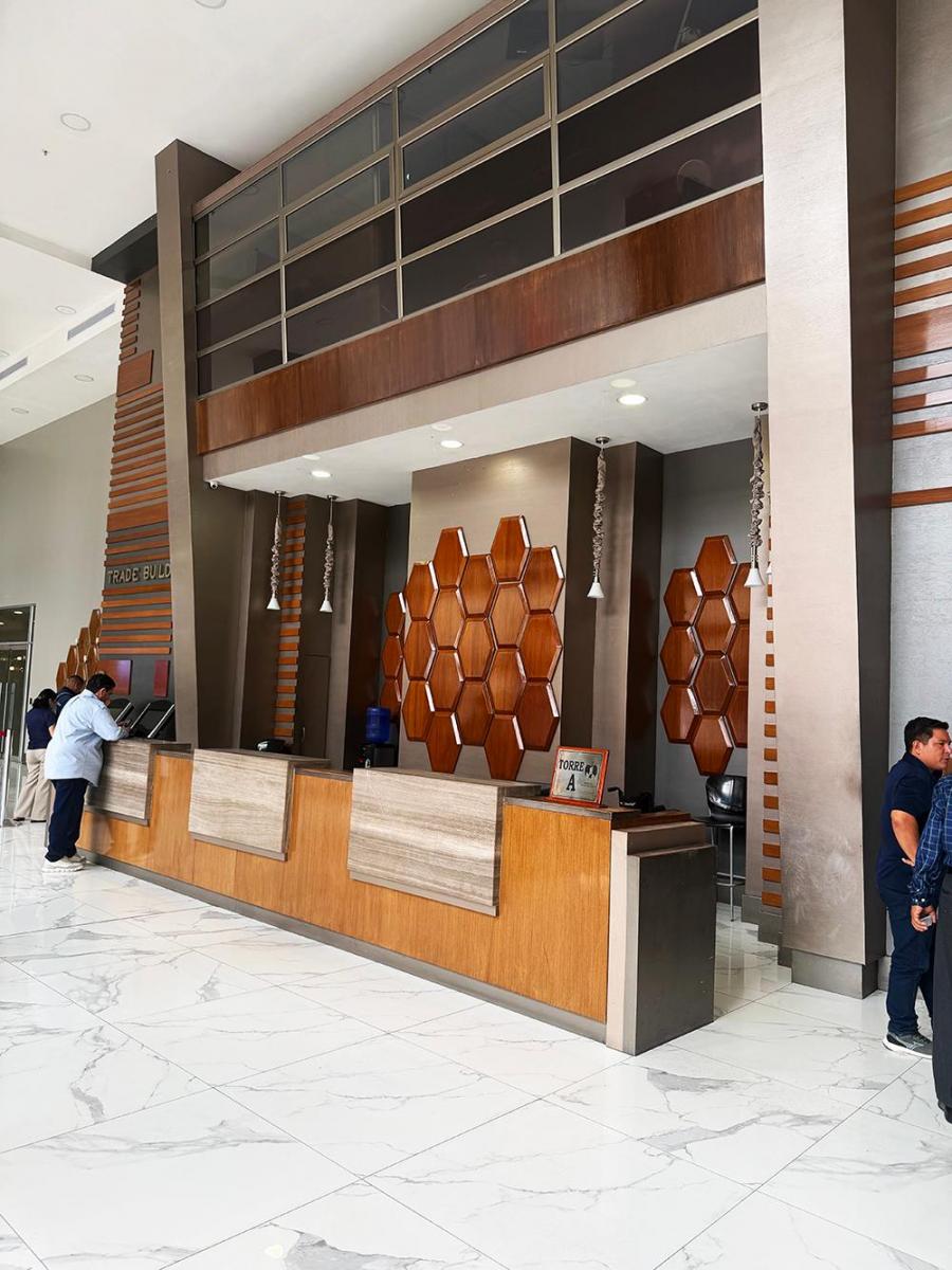 Oficina 2do Piso en Edificio Trade Building Amoblado con Inquilino, Guayas — imagen 9