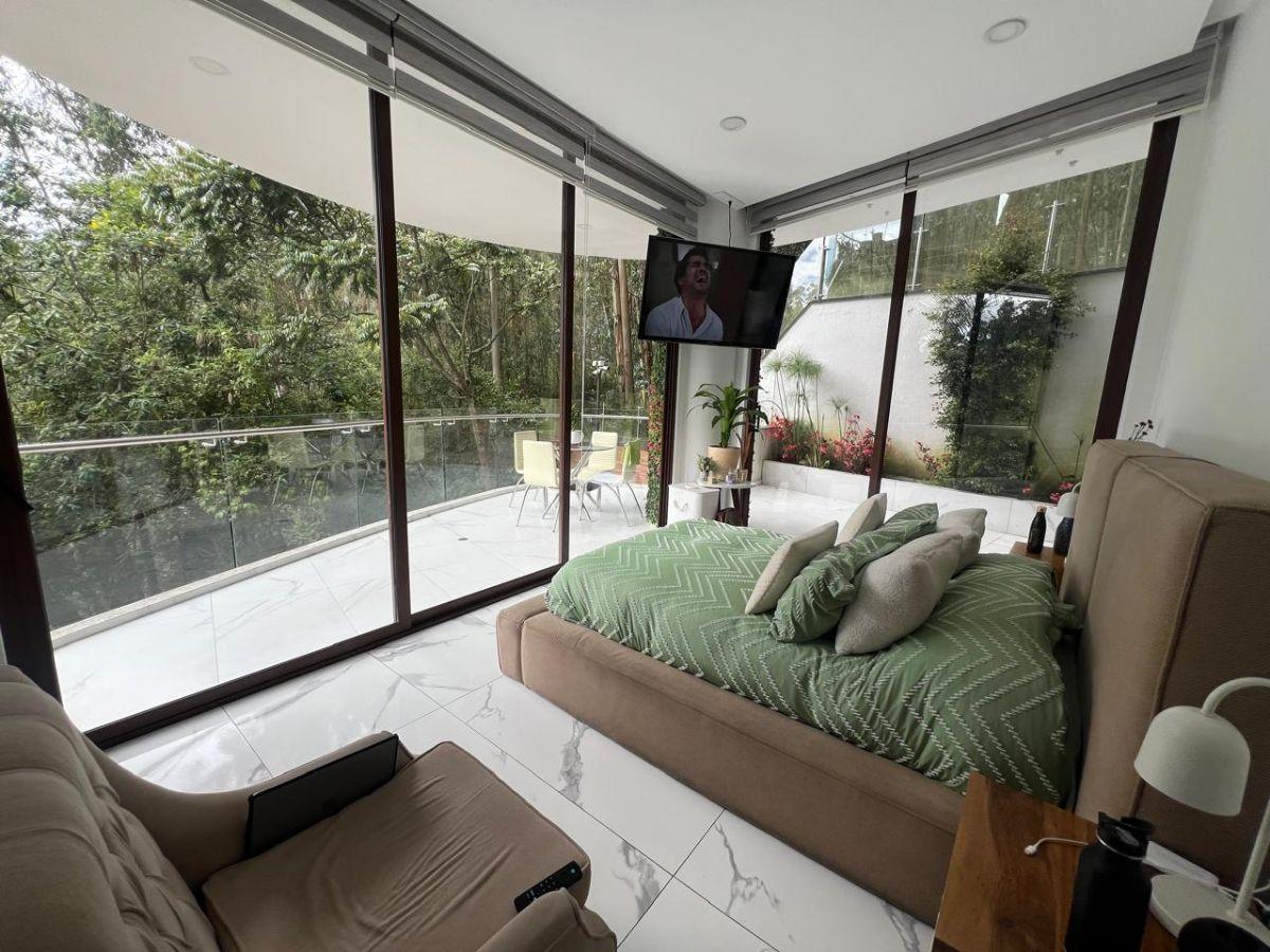 Departamento en Venta con Terraza y Patio - Jardines del Batan — imagen 8