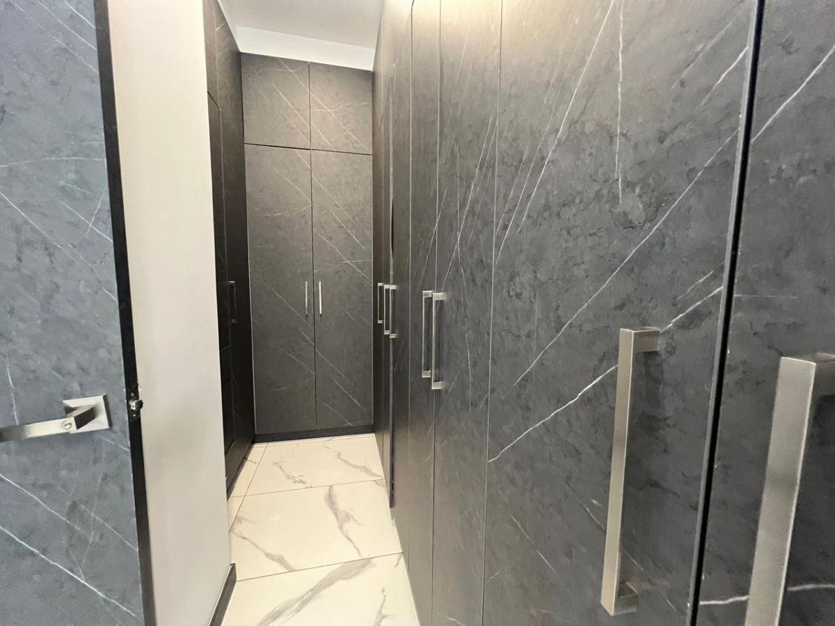 Departamento en Venta con Terraza y Patio - Jardines del Batan — imagen 7