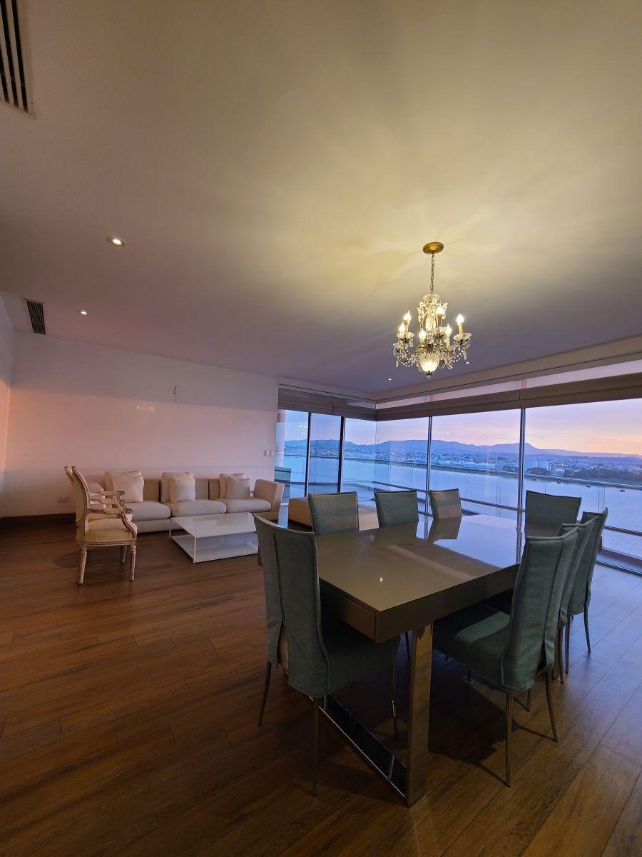 Departamento Vista Al Rio en Venta Urb. Tenis, Samborondon Km 4, Guayas — imagen 9