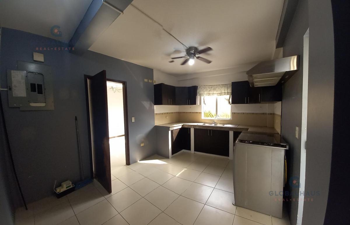 Casa en Venta con 3 Habitaciones en Villa Club. J. m. Guayas — imagen 7