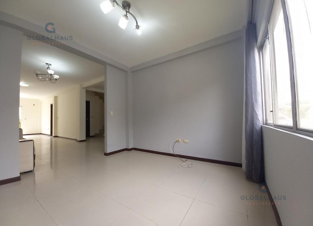 Casa en Venta con 3 Habitaciones en Villa Club. J. m. Guayas — imagen 6