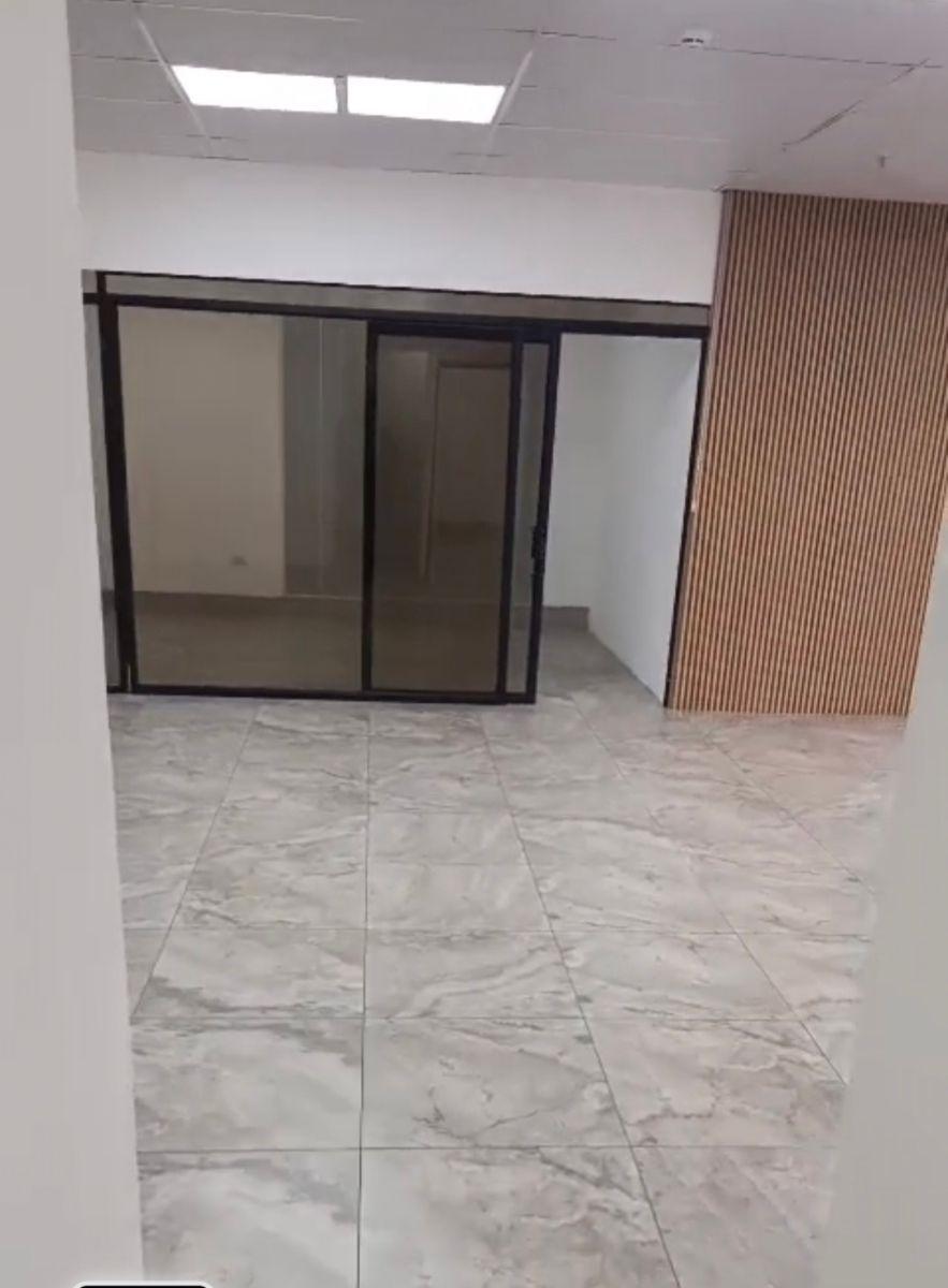 Vendo Oficina en Edificio Corporativo Sector Swiss Hotel — imagen 10