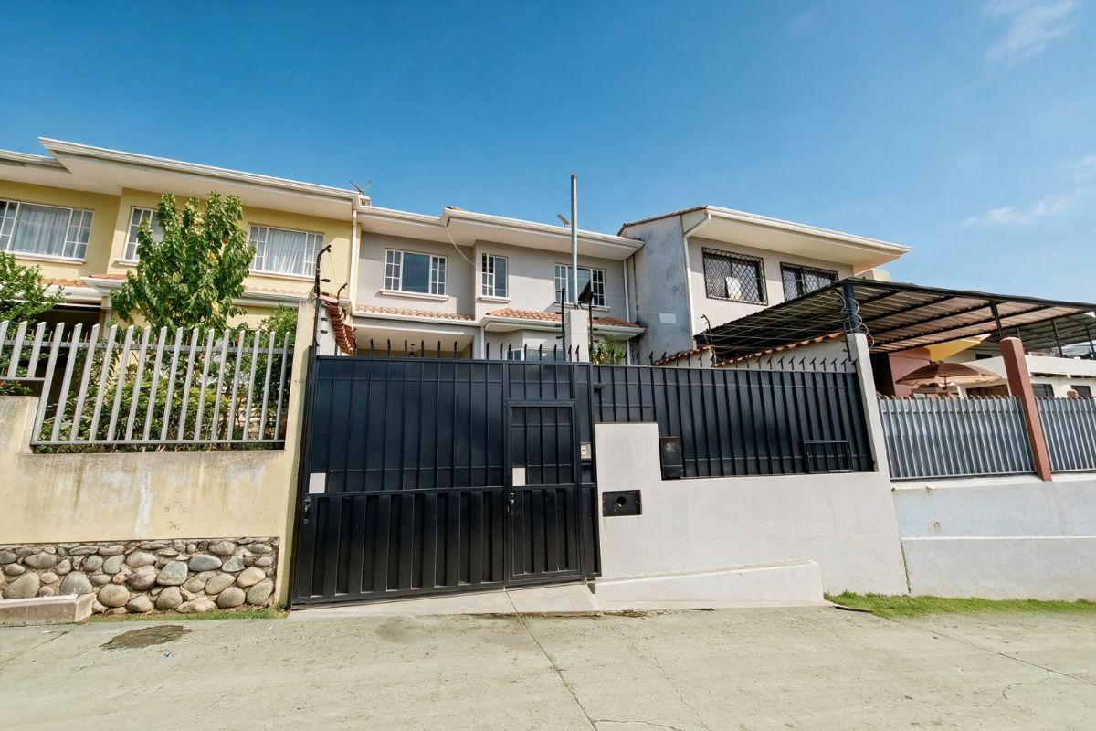 Casa en Venta, Sector El Cebollar, Azuay — imagen 10