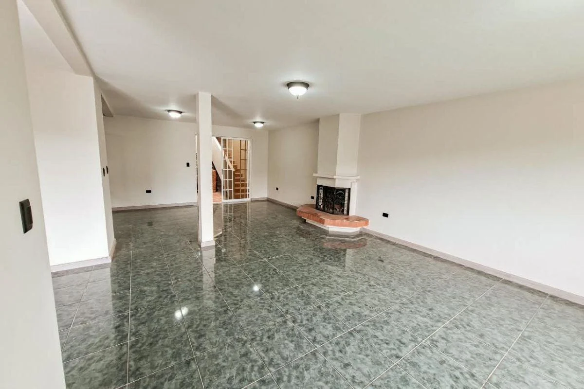 Casa en Venta, Sector El Cebollar, Azuay — imagen 7
