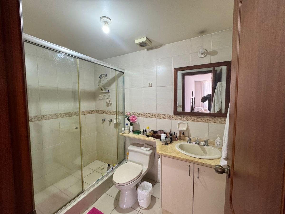 Departamento Tres Dorm. en Venta en La Carolina — imagen 6