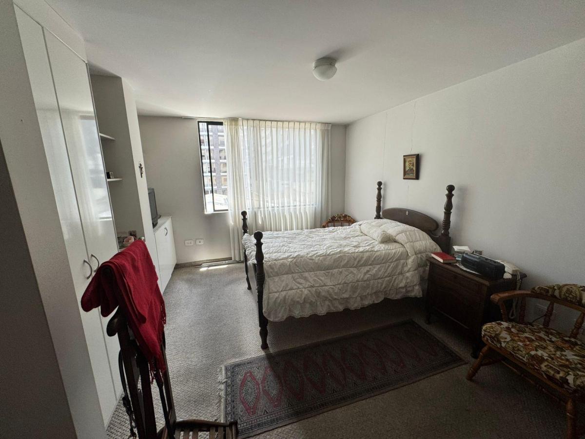 Departamento Tres Dorm. en Venta en La Carolina — imagen 5