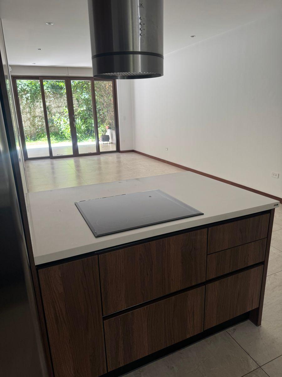 Departamento con Jardin Cerca a Intervalles — imagen 7
