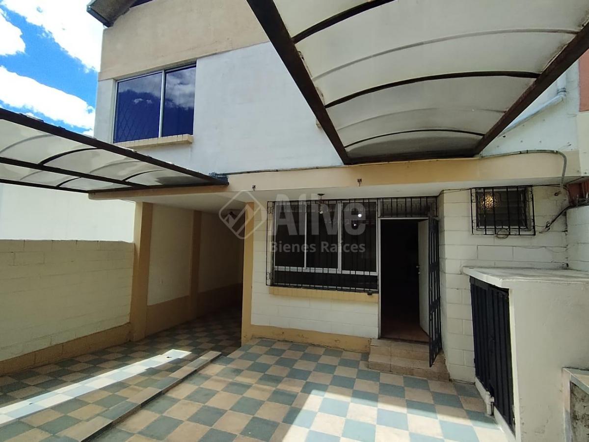 Casa Independiente de Venta en Pusuquí — imagen 10