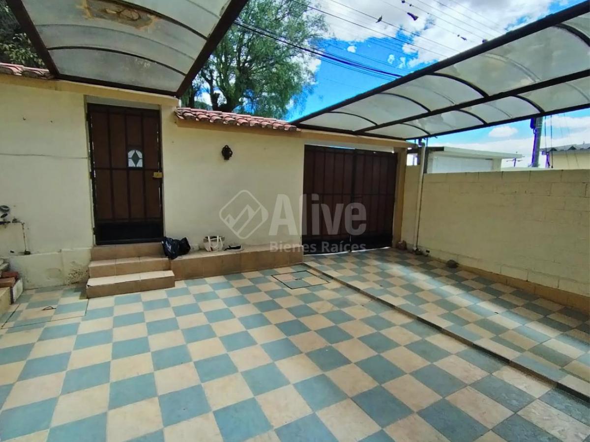 Casa Independiente de Venta en Pusuquí — imagen 8