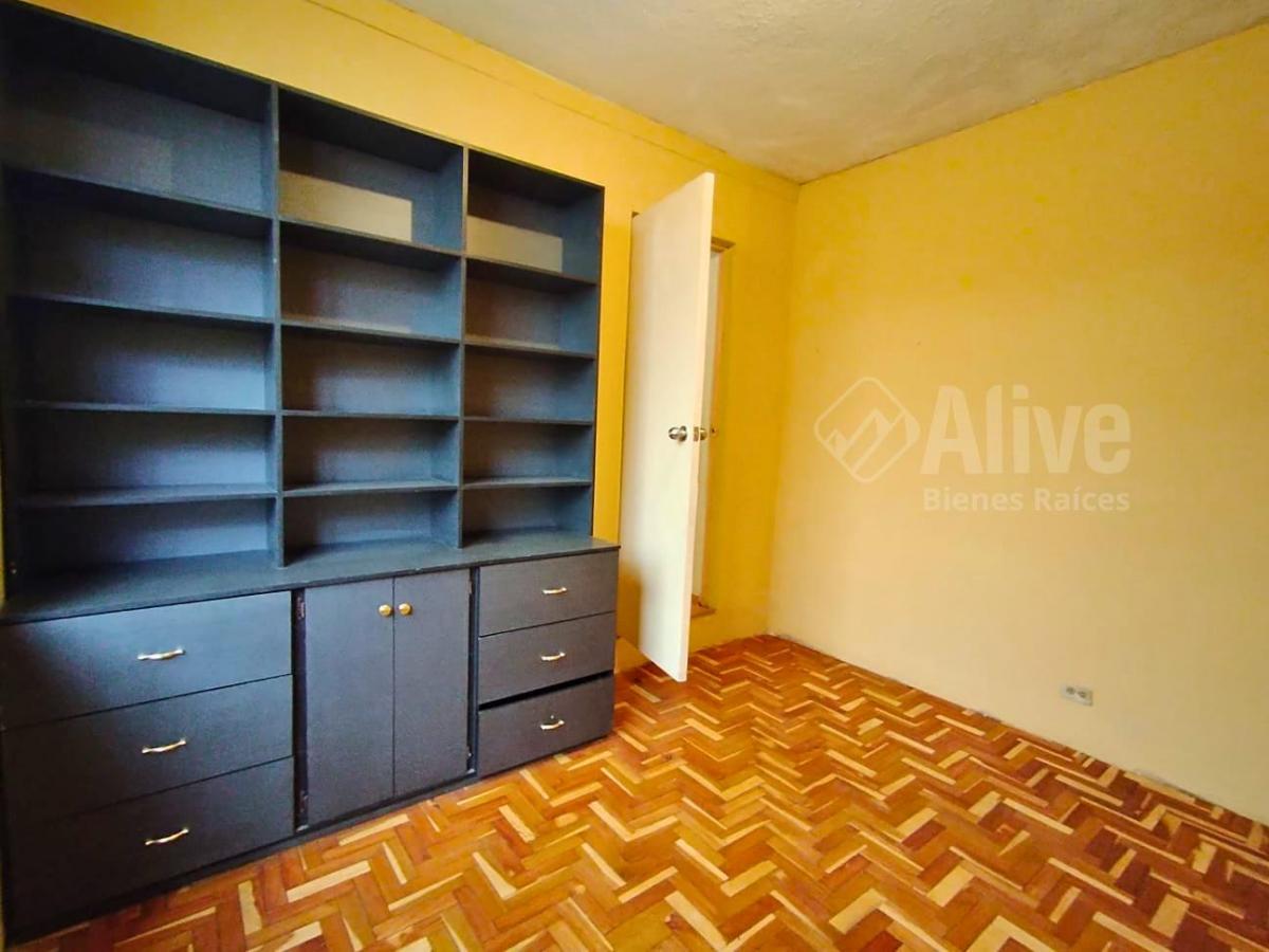 Casa Independiente de Venta en Pusuquí — imagen 4