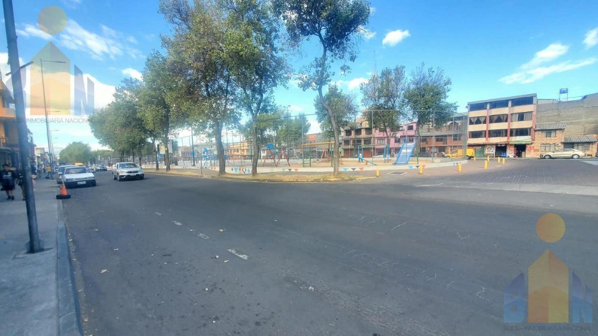 Casa Rentera en Venta Sobre Av Principal Centro Sur de Quito. Provincia de Pichincha — imagen 10