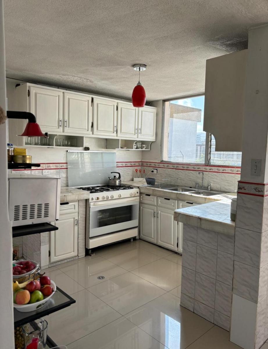 Departamento en Venta 3 Habitaciones con Terraza Mariana de Jesús — imagen 8