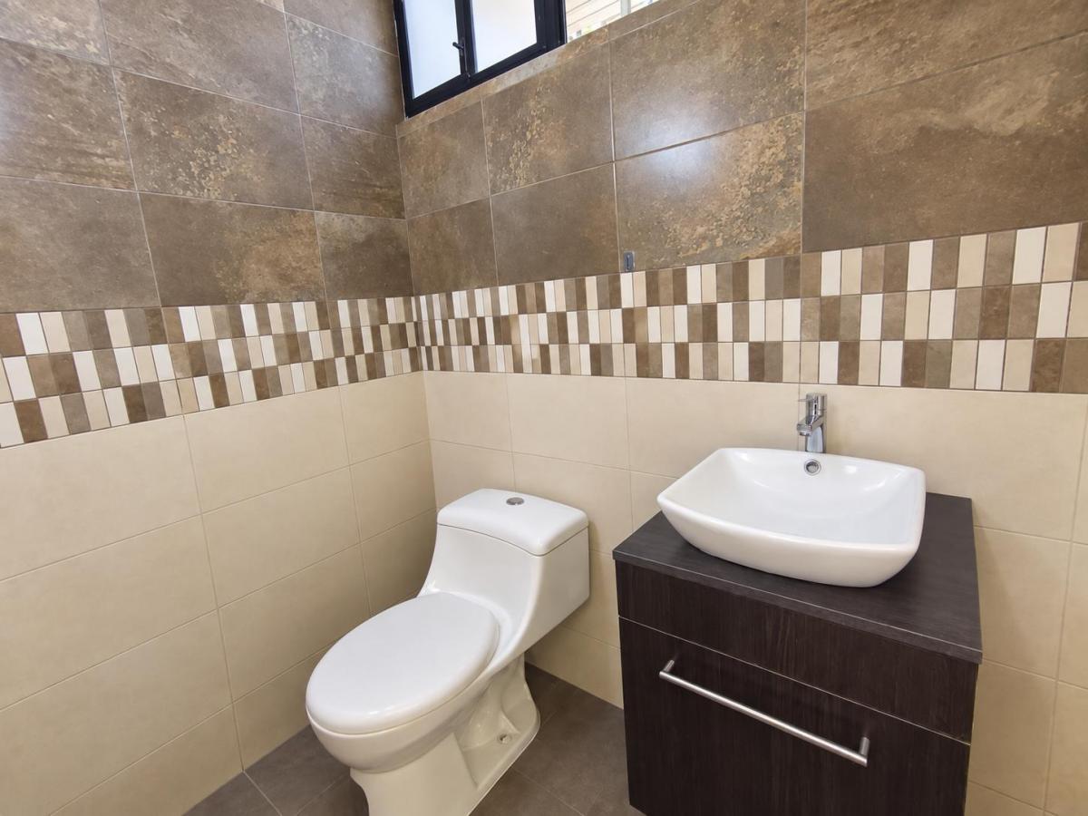 Venta Departamento con Patio Etapa 2 — imagen 5