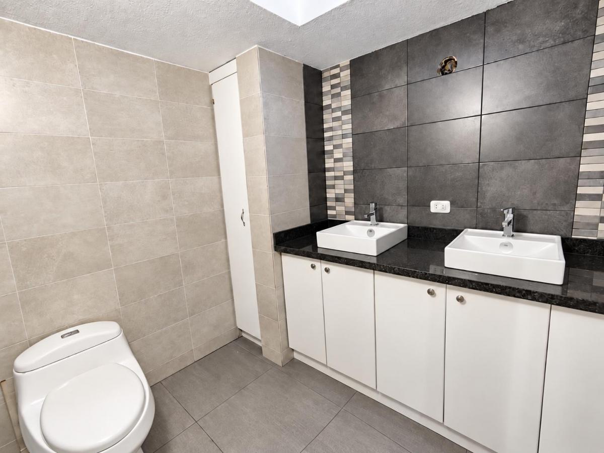 Venta Departamento con Patio Etapa 2 — imagen 3