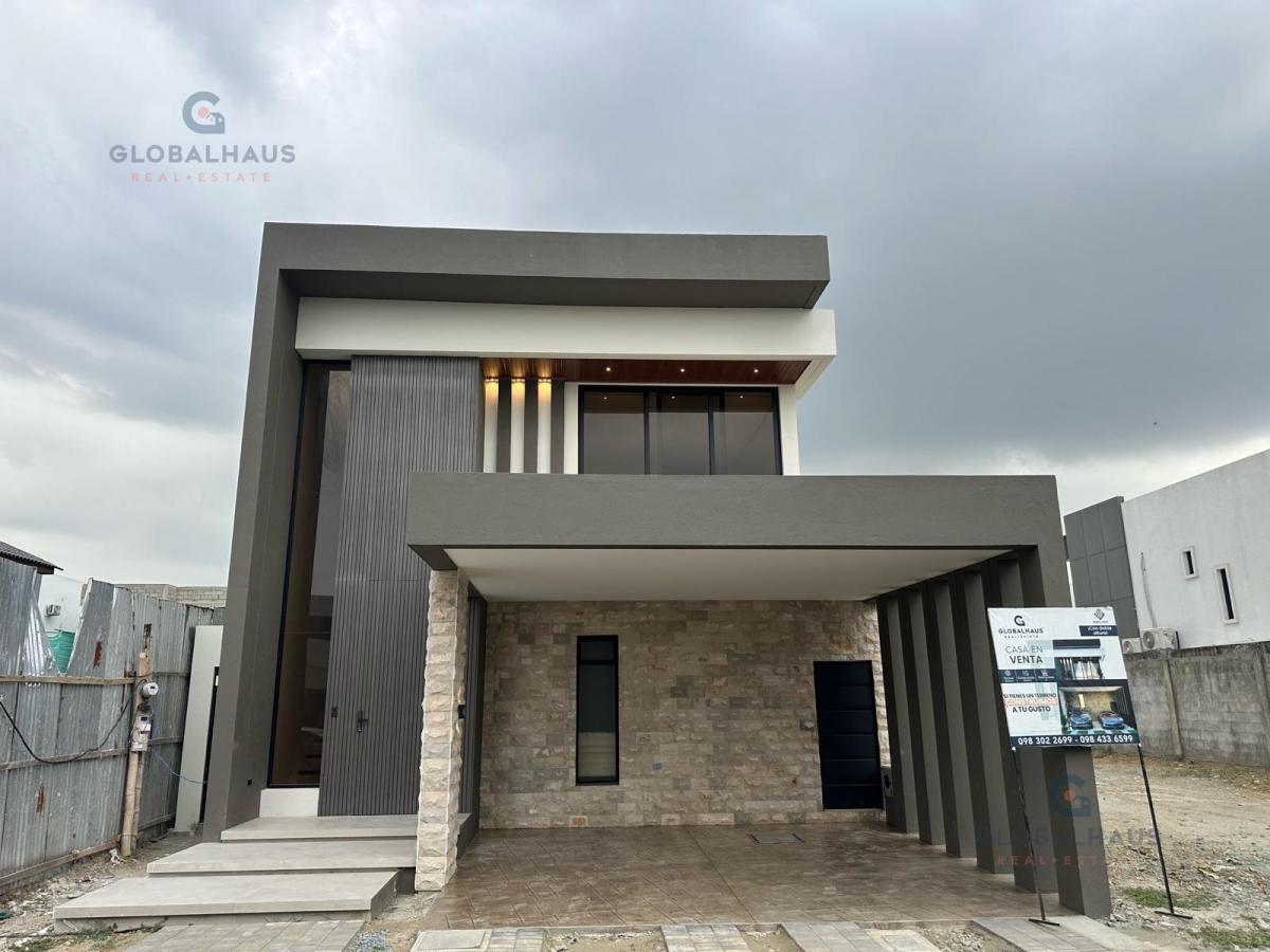 Casa por Estrenar en Venta con 4 Habitaciones en Ciudad Celeste - Estribor. V. B, Guayas — imagen 10