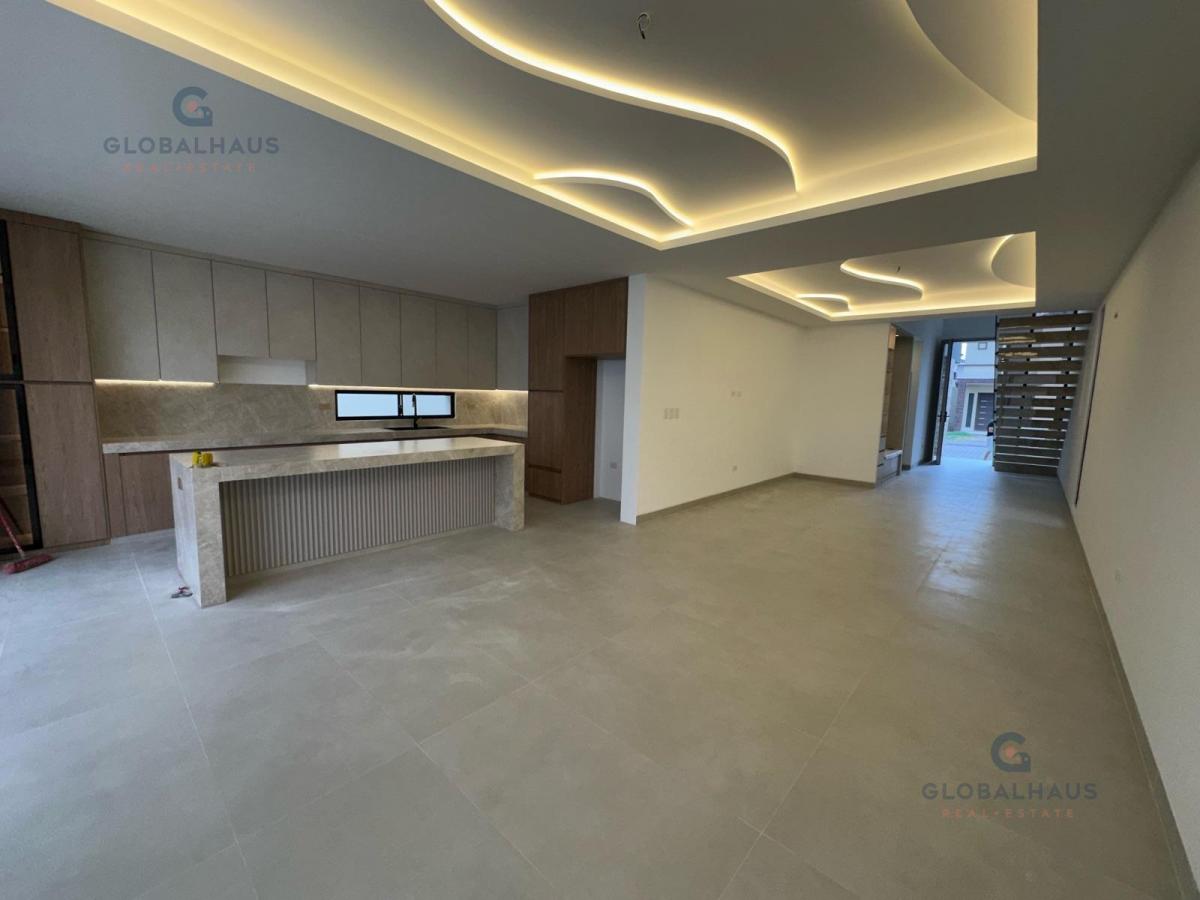 Casa por Estrenar en Venta con 4 Habitaciones en Ciudad Celeste - Estribor. V. B, Guayas — imagen 8