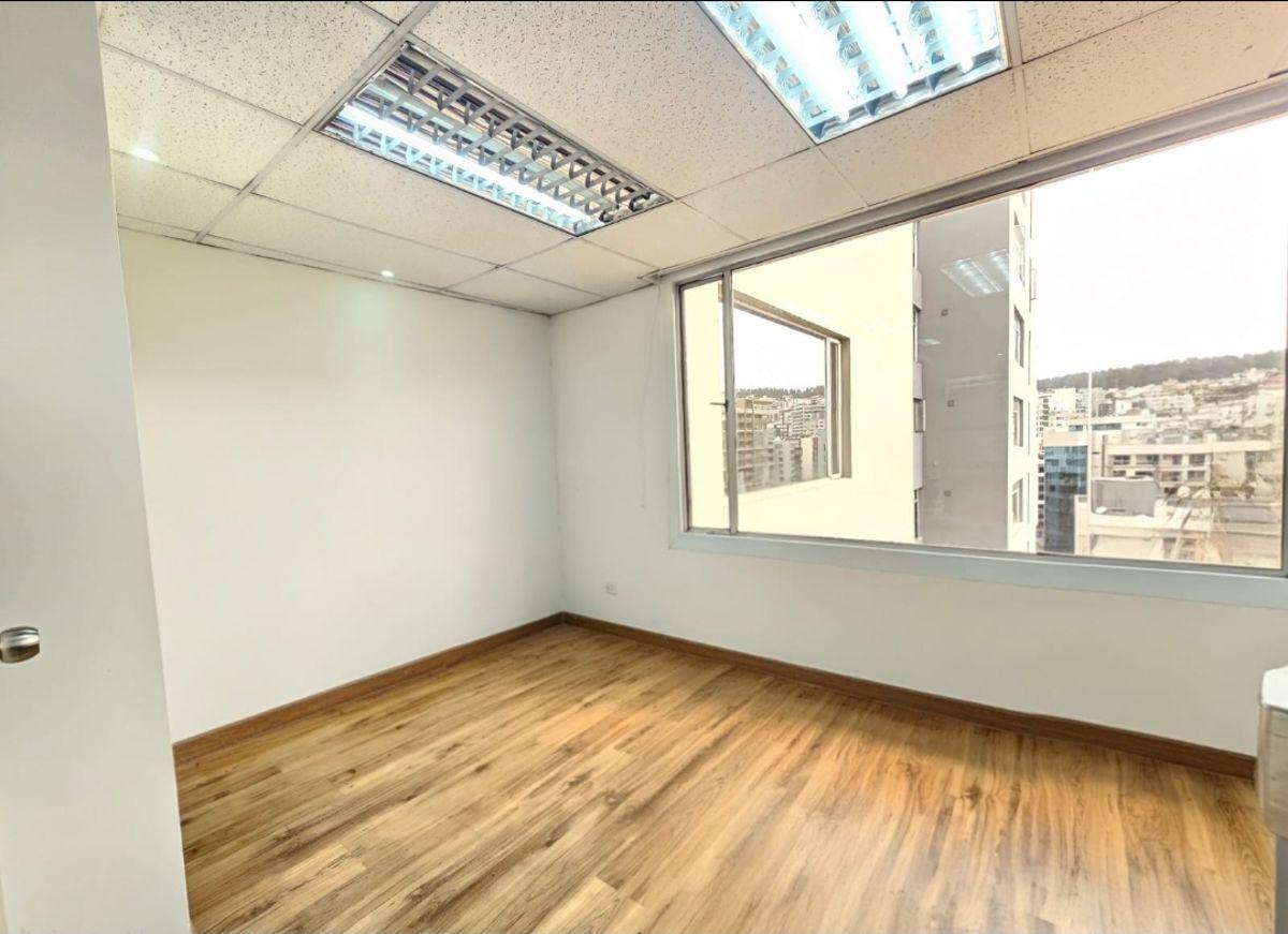 En Venta Oficina Shyris y Eloy Alfaro. Provincia de Pichincha — imagen 5