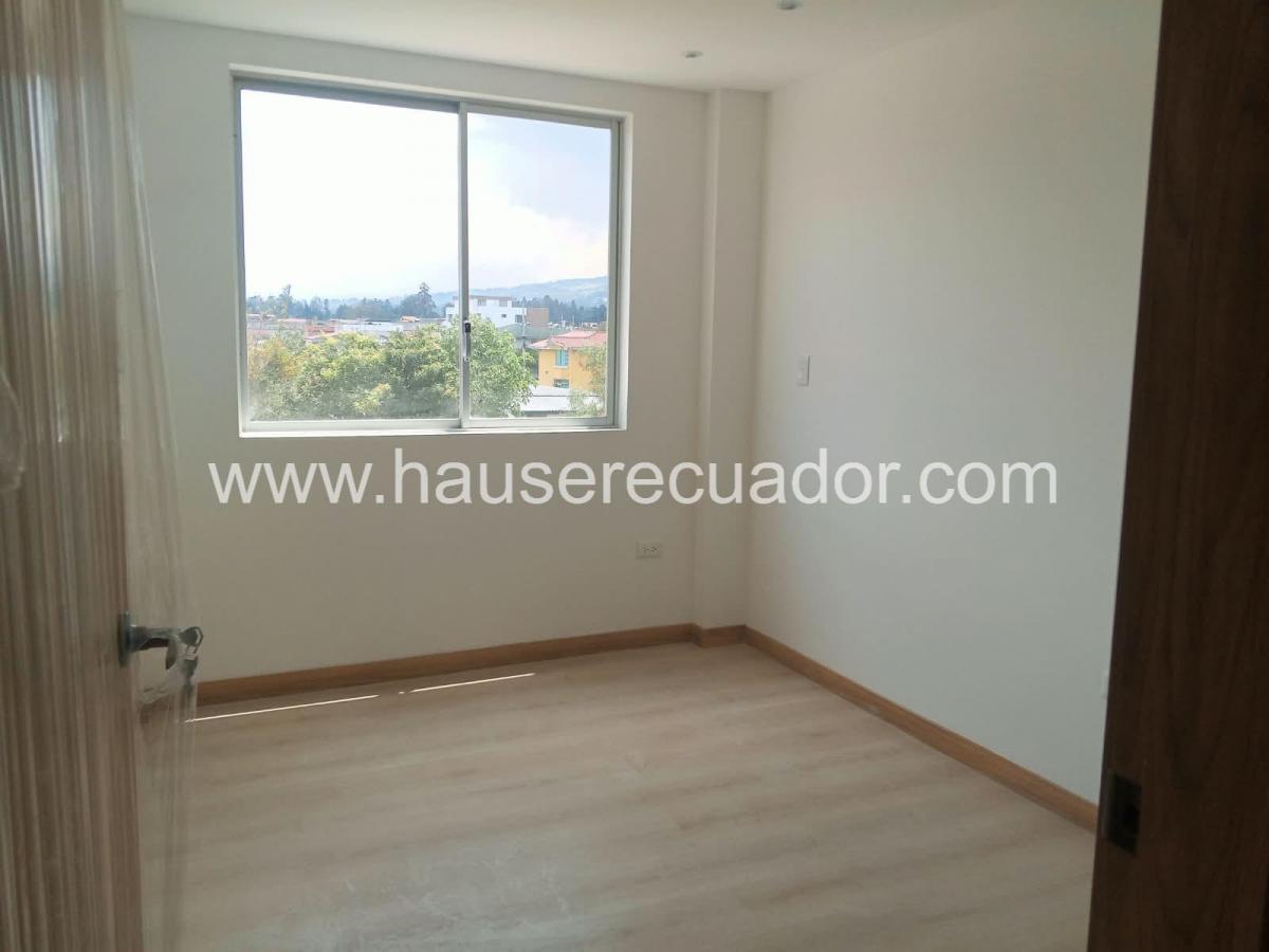Departamentos en Conocoto con 3 Dorm. con Balcon, Comodidad y Hermosa Vista. Provincia de Pichincha — imagen 7