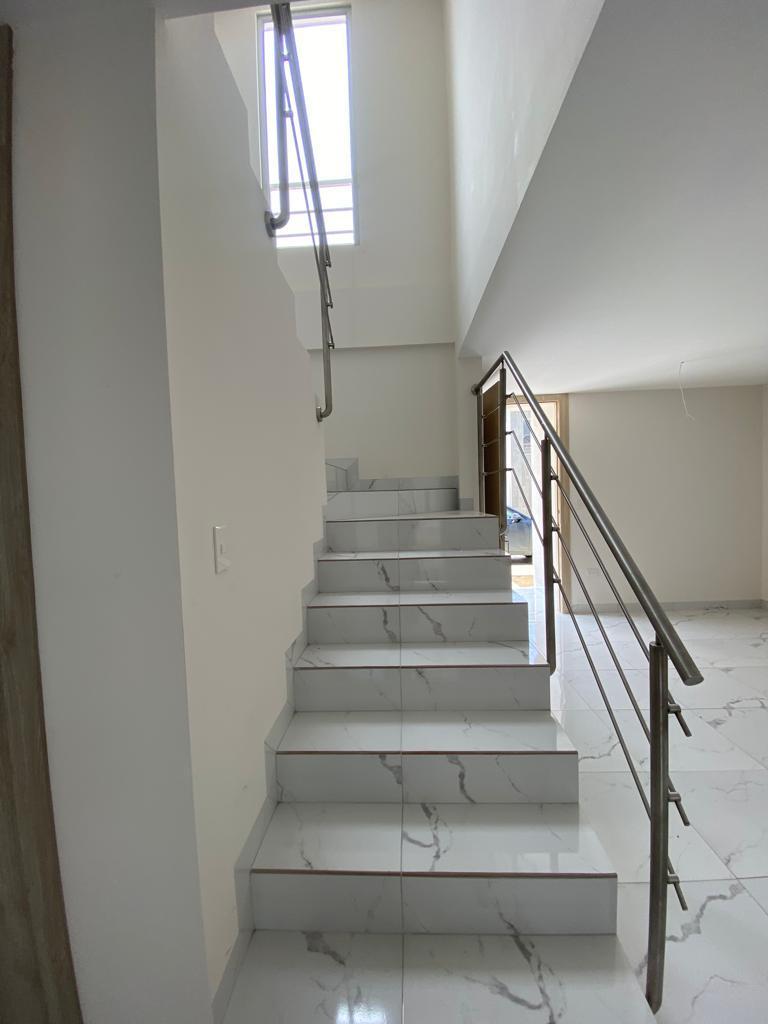 Hermosa Casa en Venta de Estreno Millenium Village/casa Laguna - Amparo Marín, Guayas — imagen 4