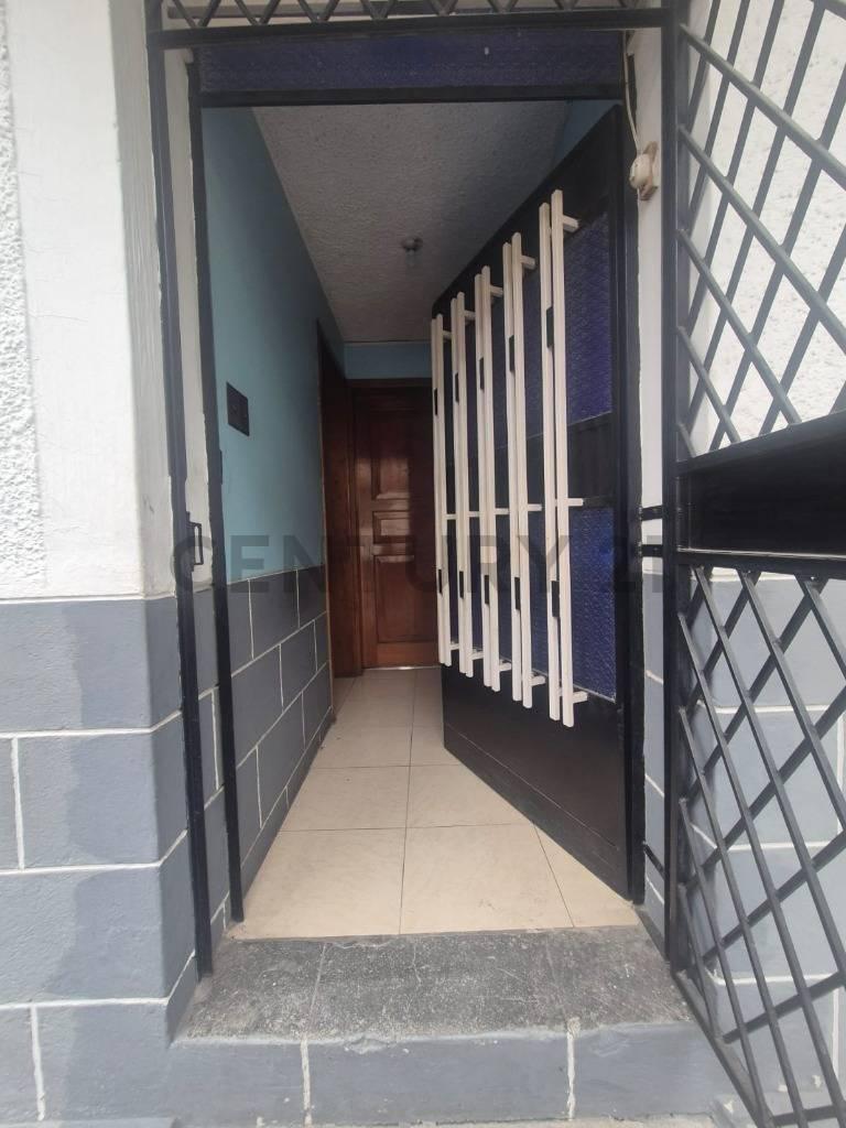 Venta de Casa con Terreno en El Sur de Quito — imagen 10