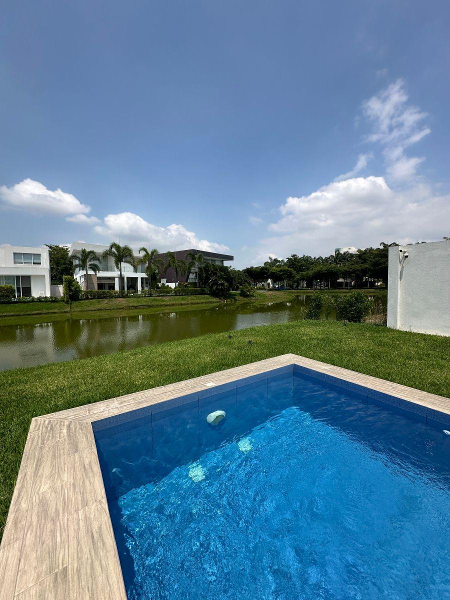 En Venta Casa Al Lago en Blue Bay Isla Mocoli Samborondon Km 5, 4 Dorm., Guayas — imagen 10