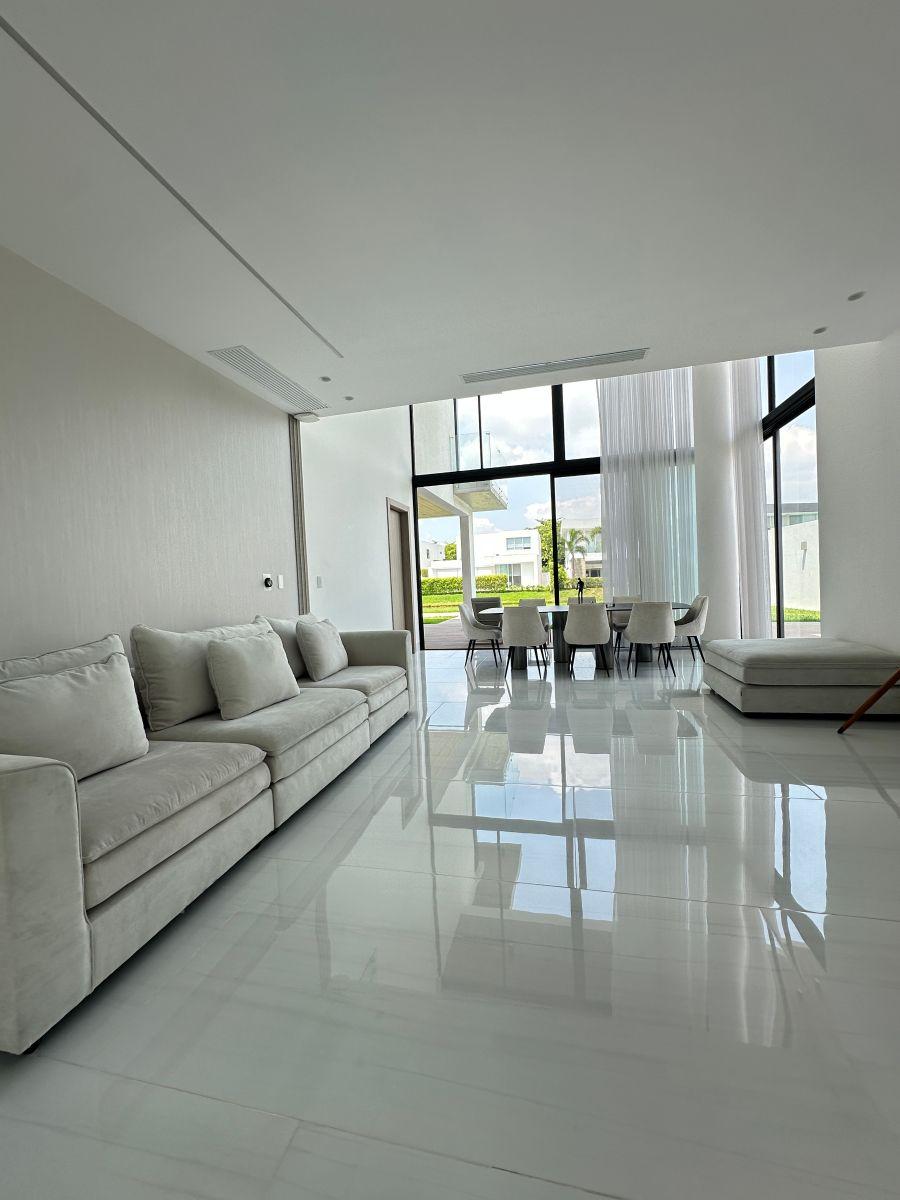 En Venta Casa Al Lago en Blue Bay Isla Mocoli Samborondon Km 5, 4 Dorm., Guayas — imagen 9