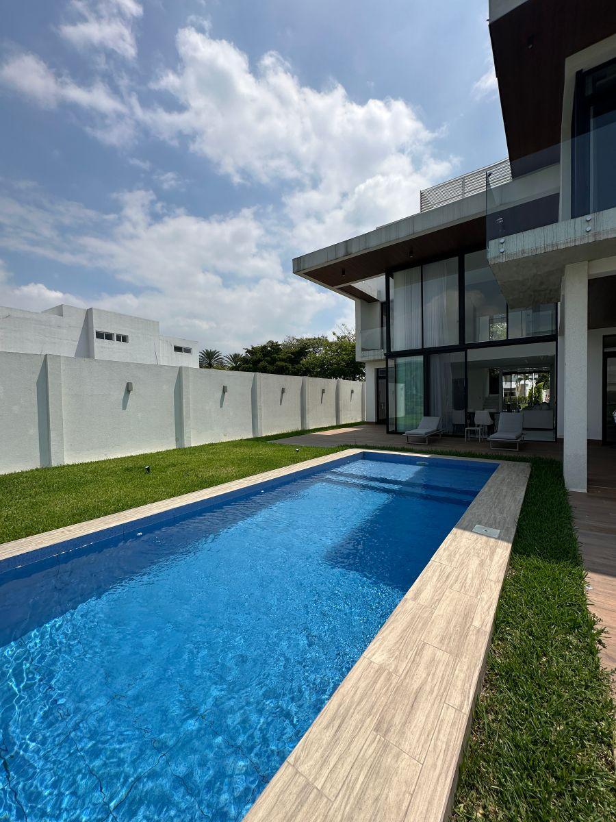 En Venta Casa Al Lago en Blue Bay Isla Mocoli Samborondon Km 5, 4 Dorm., Guayas — imagen 6
