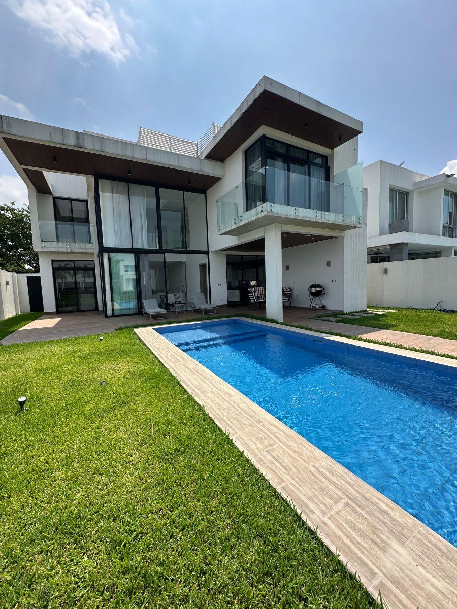 En Venta Casa Al Lago en Blue Bay Isla Mocoli Samborondon Km 5, 4 Dorm., Guayas — imagen 4