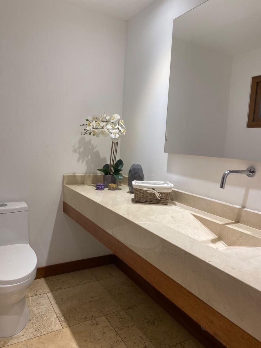 Departamento de 196 m² con 3 Dorm. en Venta en Cumbayá con Jardín — imagen 7