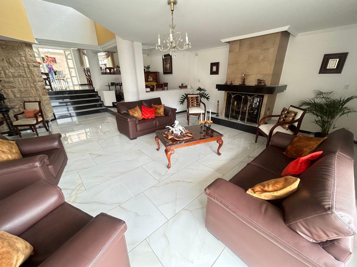 Venta El Bosque Elegante Amplia Casa Cuatro Dorm. Terraza Vista — imagen 9