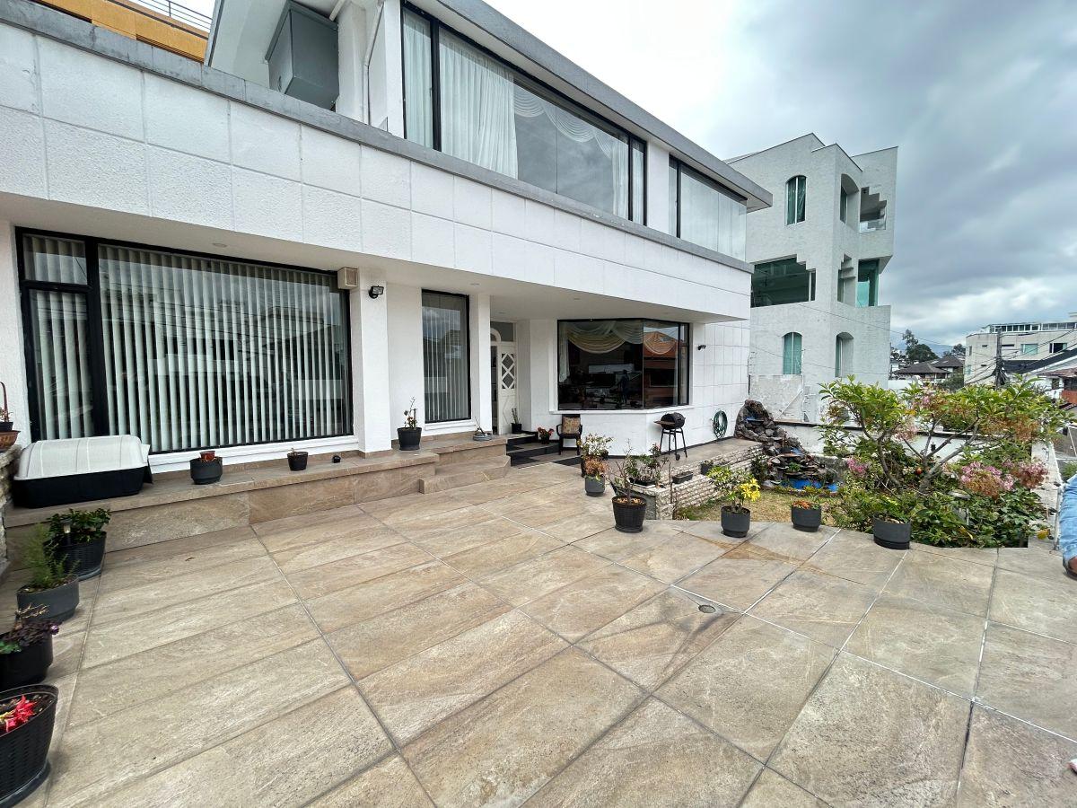 Venta El Bosque Elegante Amplia Casa Cuatro Dorm. Terraza Vista — imagen 6