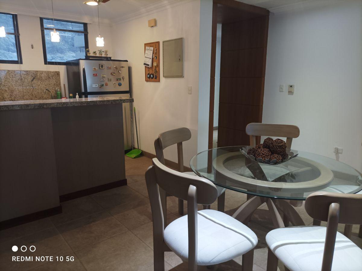 Vendo Departamento Urbanización Ciudad Colón Luminoso 2 Dorm. 2 Baños Ascensor Piscina Guardía, Guayas — imagen 3