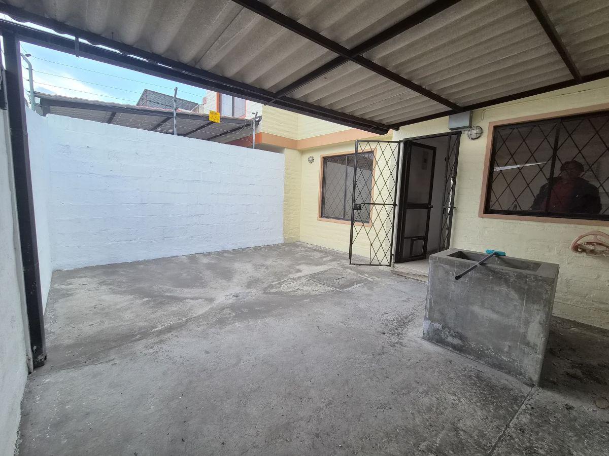 Casa en Venta – Av Atahualpa, Ibarra, Imbabura — imagen 8