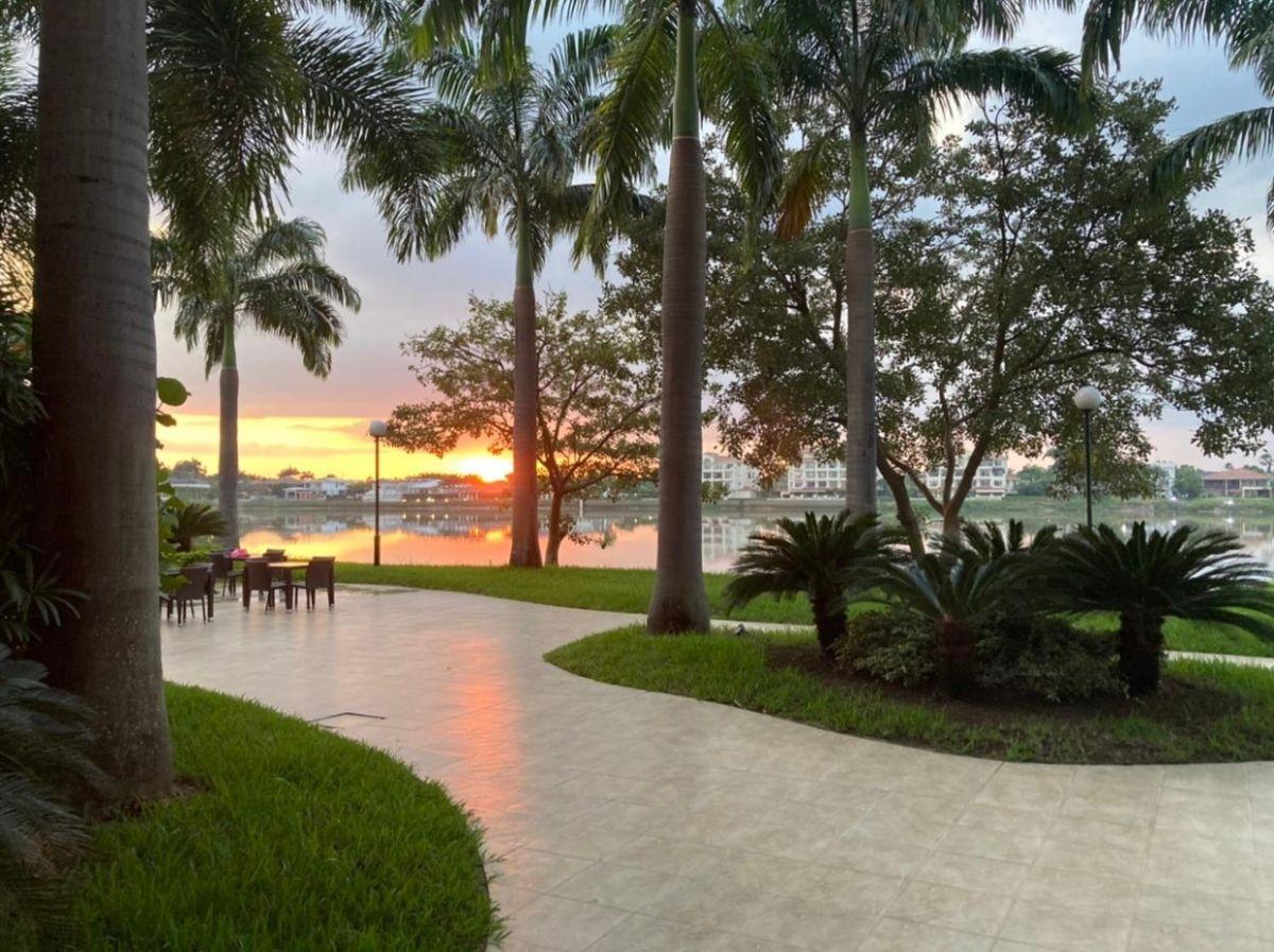 Lindo Departamento con Espectacular Vista Al Rio, 3 Dorm. con Sus Baños, Piscina, Gimnasio. Guayas — imagen 9