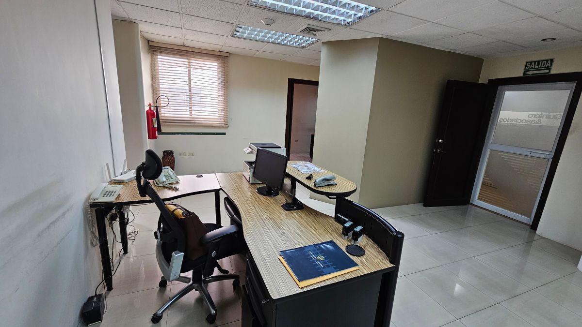 Oficina en Venta, Edificio Torres de La Merced, Centro de Guayaquil. Guayas — imagen 6
