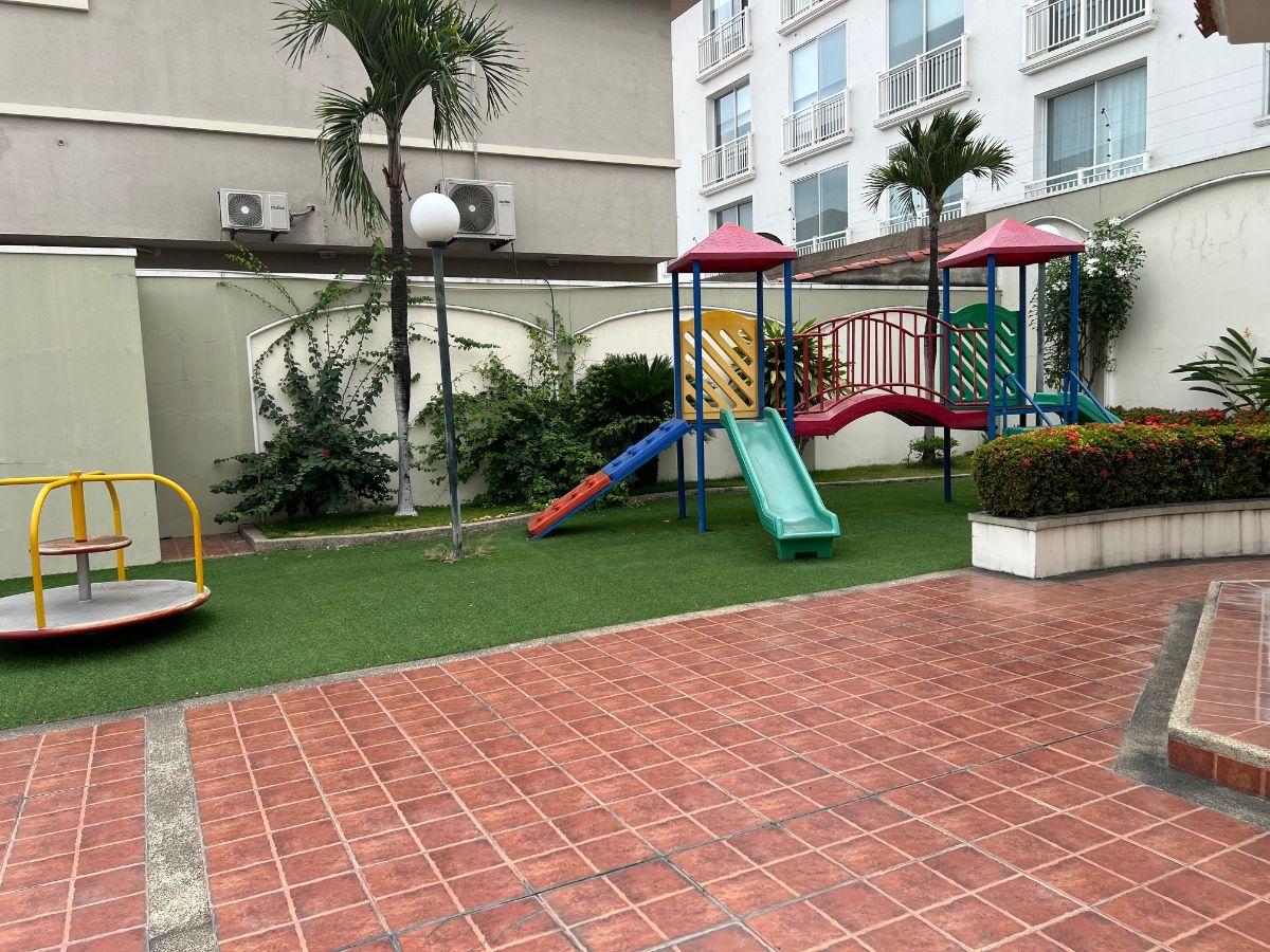 Departamento de 111 m² con 3 Dorm. en Venta en Samborondón, Guayas — imagen 10