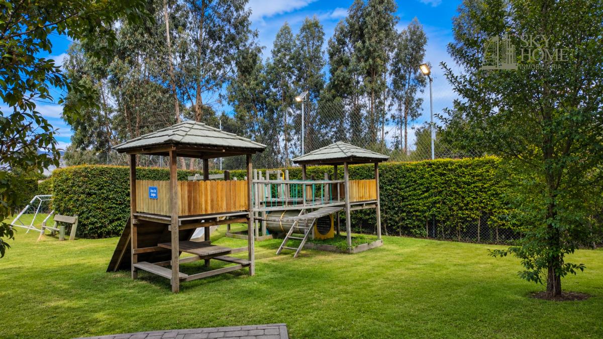 Terreno 611 m² en Urbanización Exclusiva de Cumbayá, Vista y Lindas Áreas Comunales. 300k Usd — imagen 4