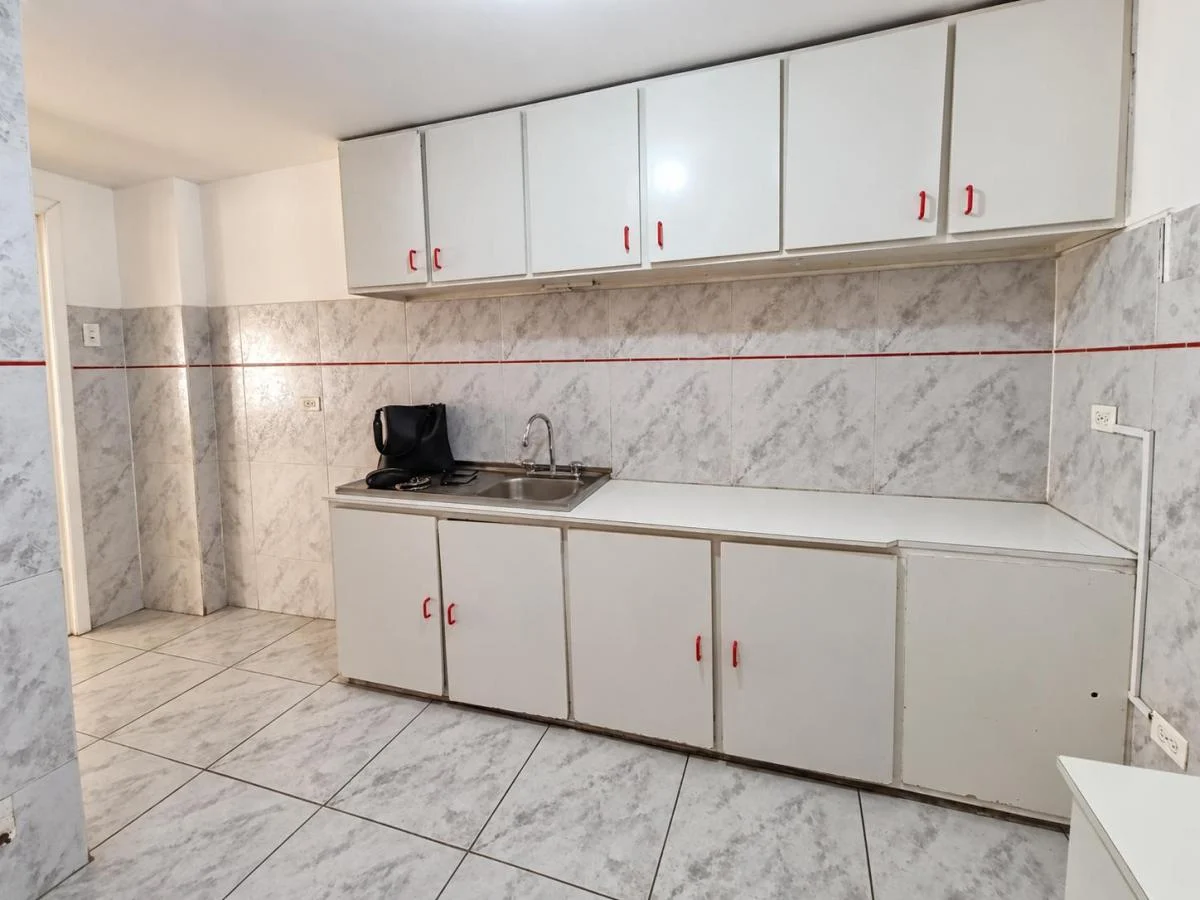 Vendo Amplio Duplex de 2 Habitaciones en La Gaspar de Villarroel — imagen 7