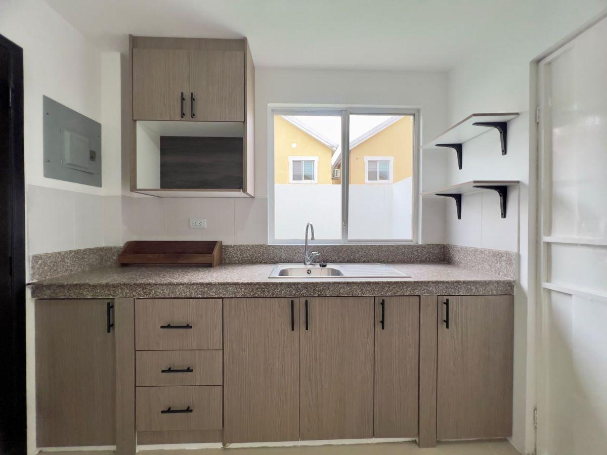 Vendo Casa de 3 Dorm. - Urbanización Marina D’or Park, Guayas — imagen 8