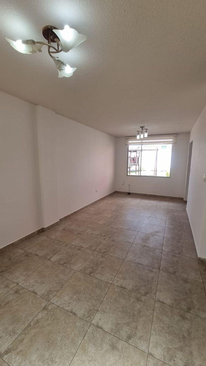 Vendo Casa de 85 m² con 3 Dorm. y Patio de 30 m² en La Buena Esperanza Tumbaco — imagen 4