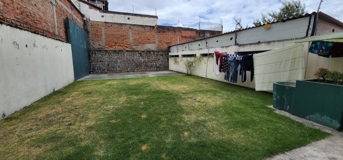 Venta Casa Centro Norte Sector El Pinar Amplia con Terreno Grande Posterior 4 Dorm. 430 Mt — imagen 9