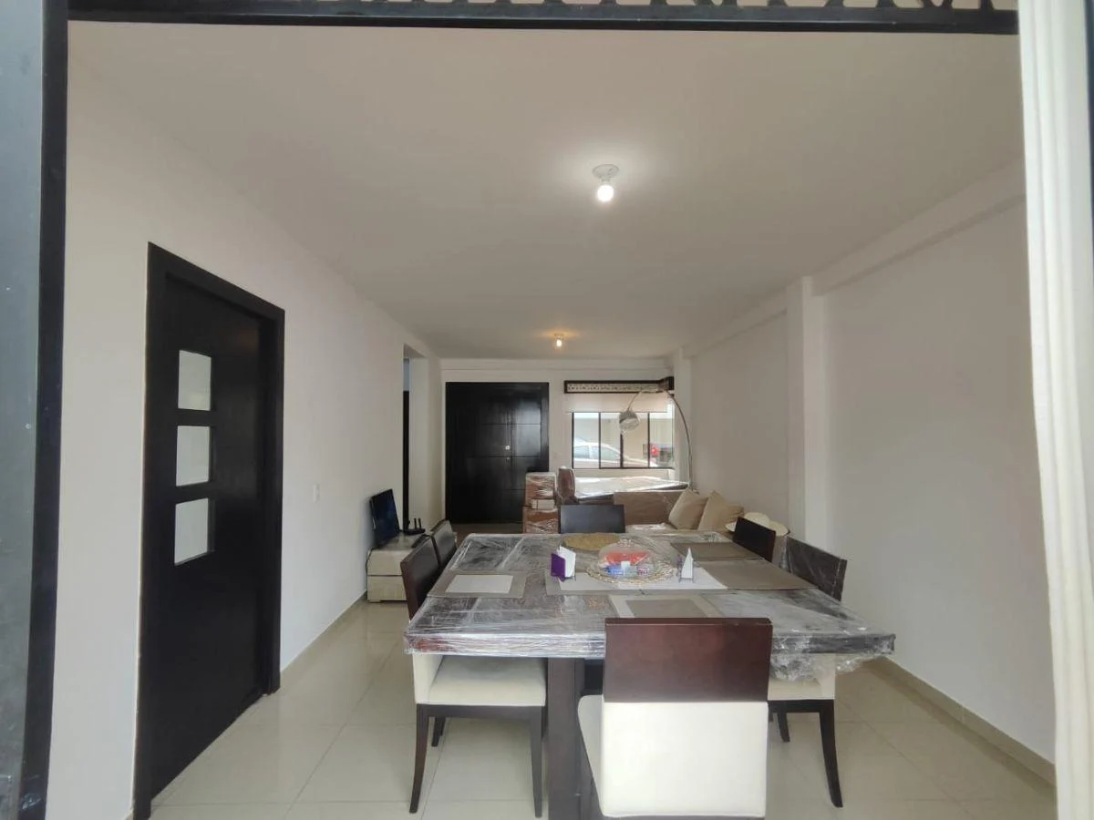 Venta Casa con 4 Habtc. en Ciudad Celeste - Y. Vásquez, Guayas — imagen 7