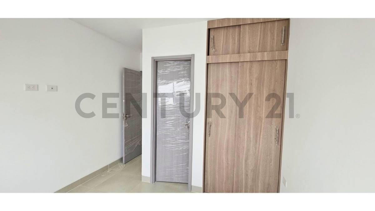 Amplia Casa de Estreno en Venta en Urb. Privada Narcisa Club, Guayas — imagen 5