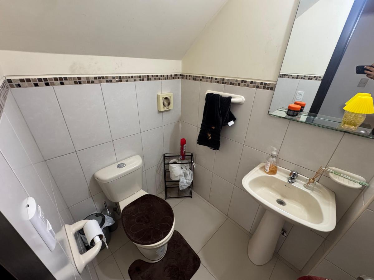 En Venta Casa de 4 Dorm. en Urb. La Romareda. Guayas — imagen 8