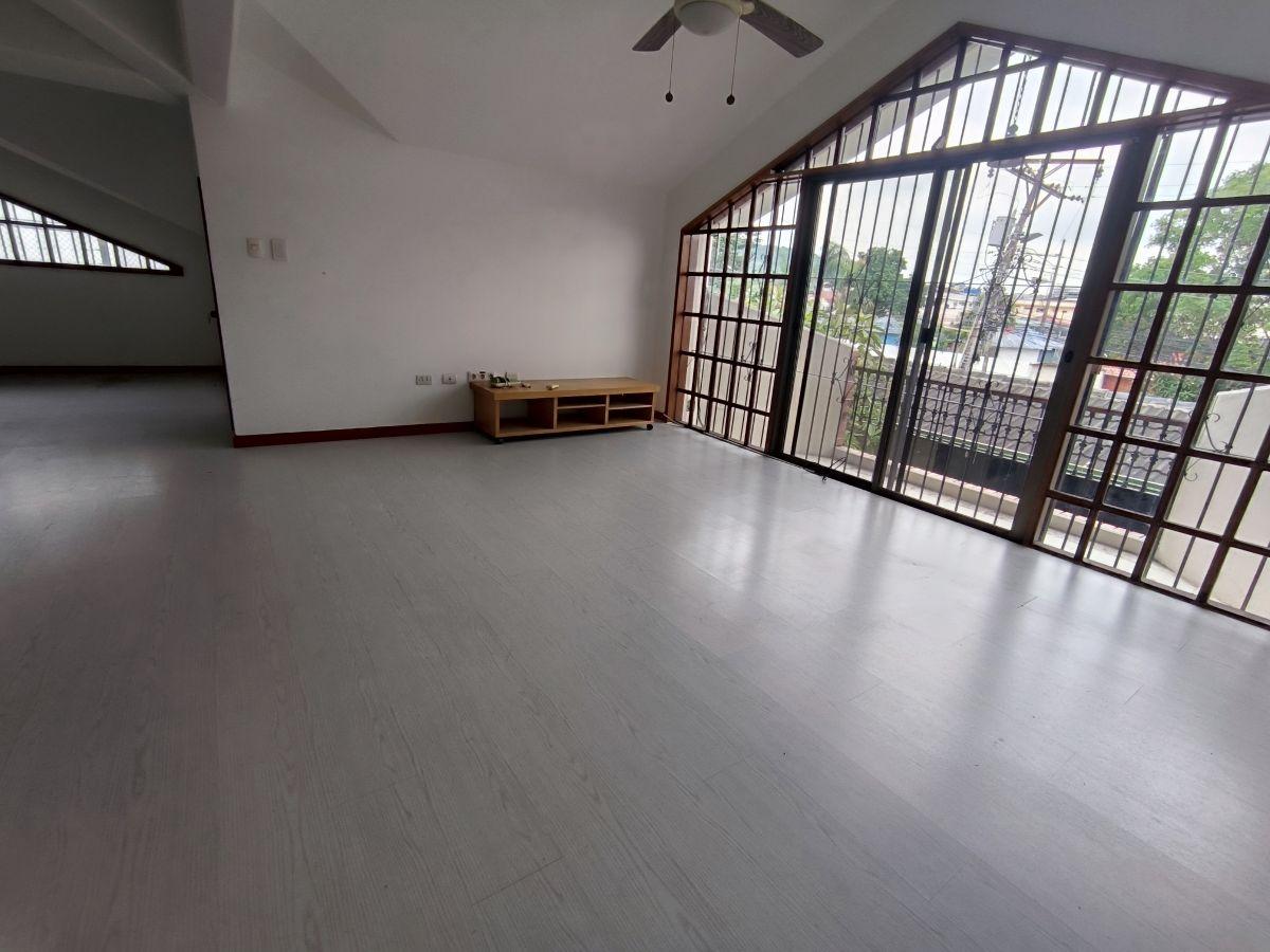 Casa en Alquiler o Venta en Santa Cecilia. B. Boero, Guayas — imagen 4